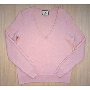 Tuckernuck Women's 100% Cashmere V Neck Sweater Soft Pink Long Sleeve Small